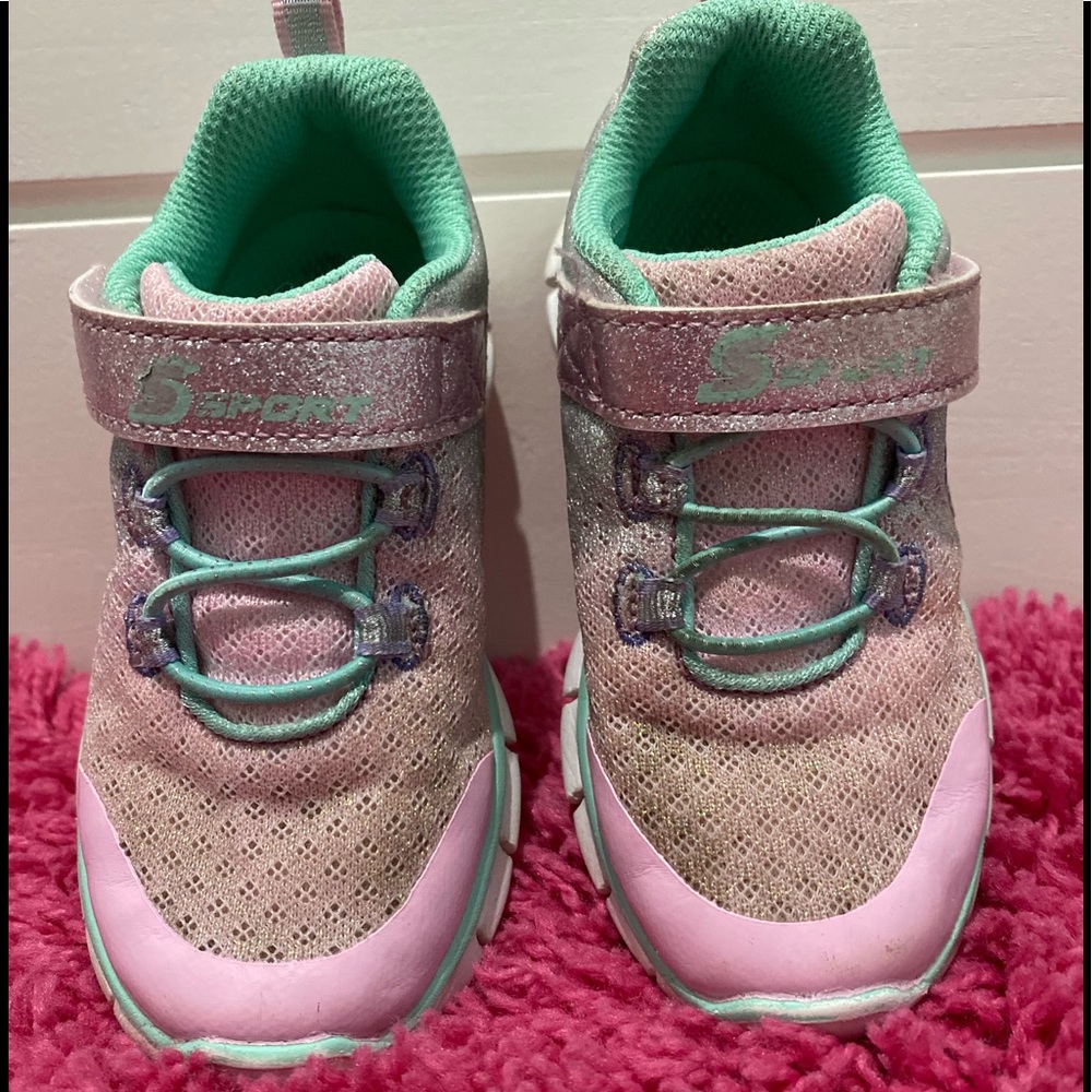 Skechers pink and Green toddler size 8